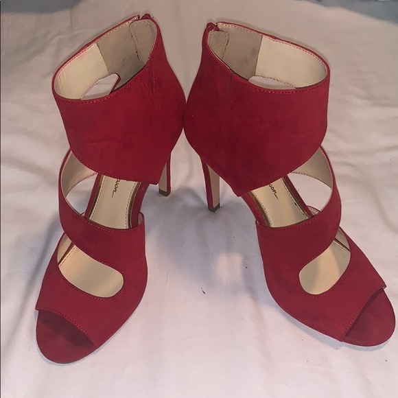 Jessica Simpson Heels - Picture 2 of 5